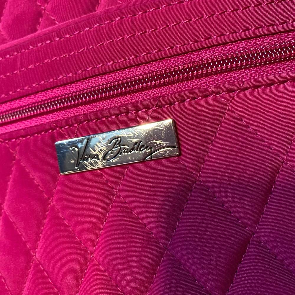 SOLD Vera Bradley Magenta Hipster Bag EUC - Picture 2 of 8